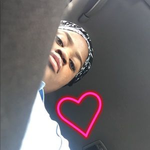 Meet your Posher, Mariama